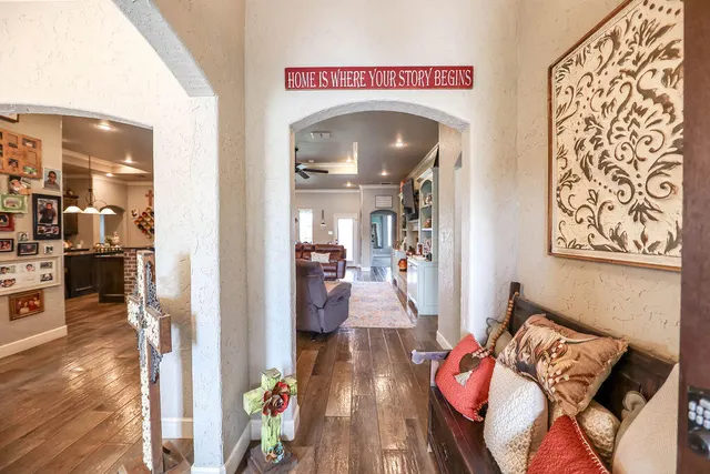 Photo 5 — 6140 86th Street, Lubbock, TX 79424