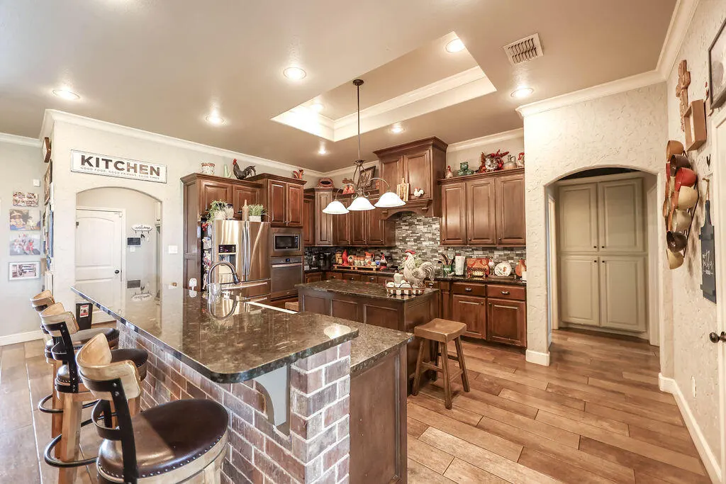 Photo 13 — 6140 86th Street, Lubbock, TX 79424