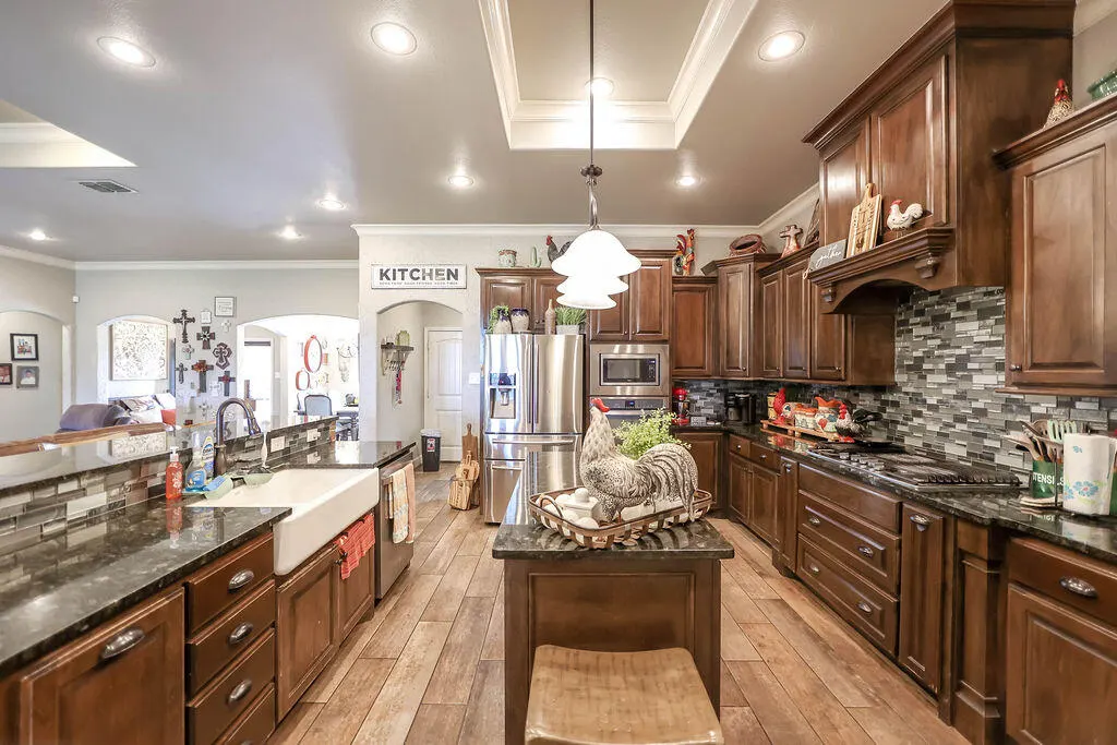 Photo 11 — 6140 86th Street, Lubbock, TX 79424