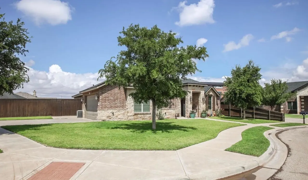 Photo 4 — 6140 86th Street, Lubbock, TX 79424