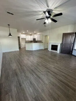 Photo 2 — 6109 73rd Street A, Lubbock, TX 79424