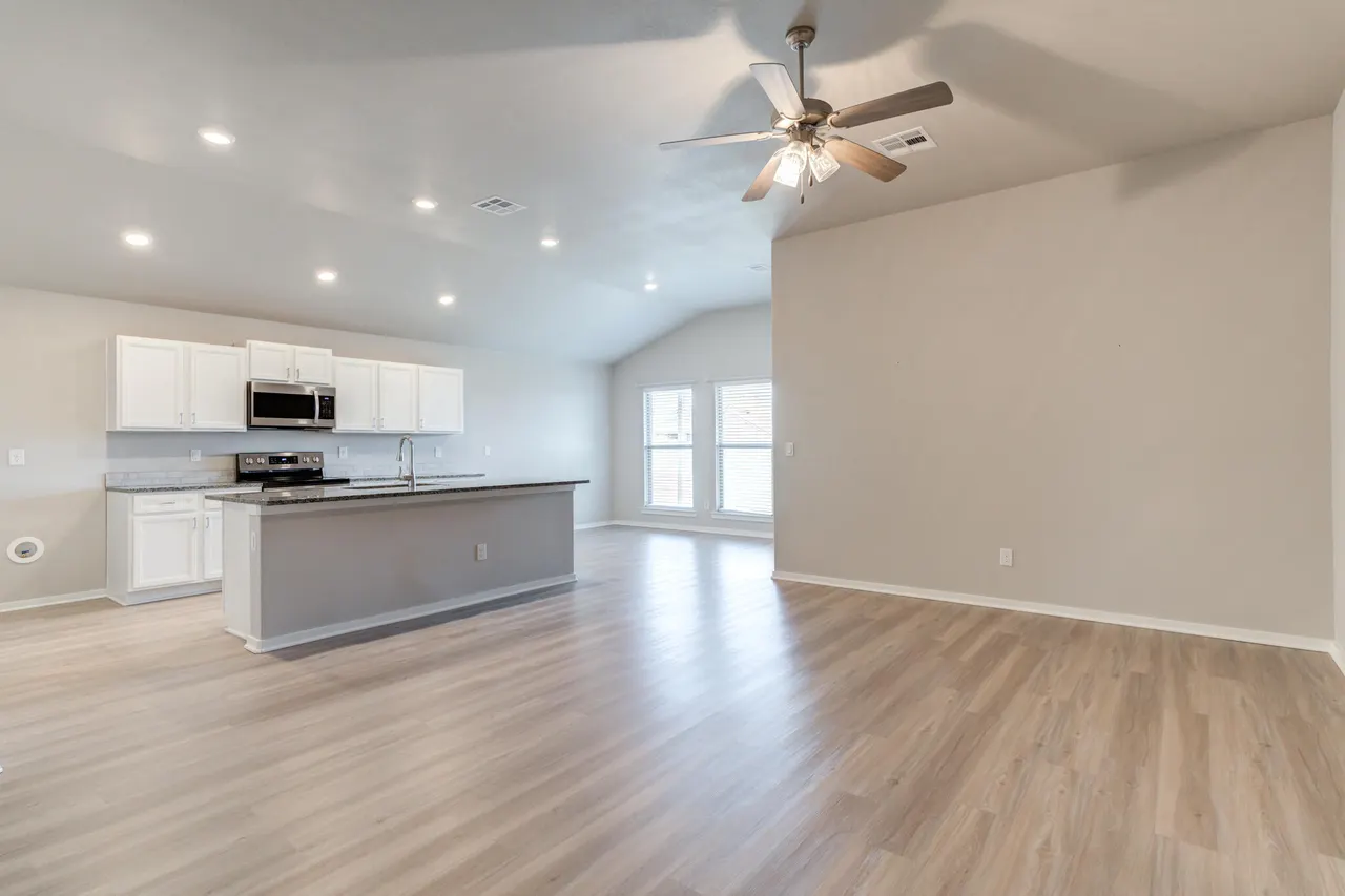 Photo 11 — 10421 Waverly Avenue, Lubbock, TX 79424