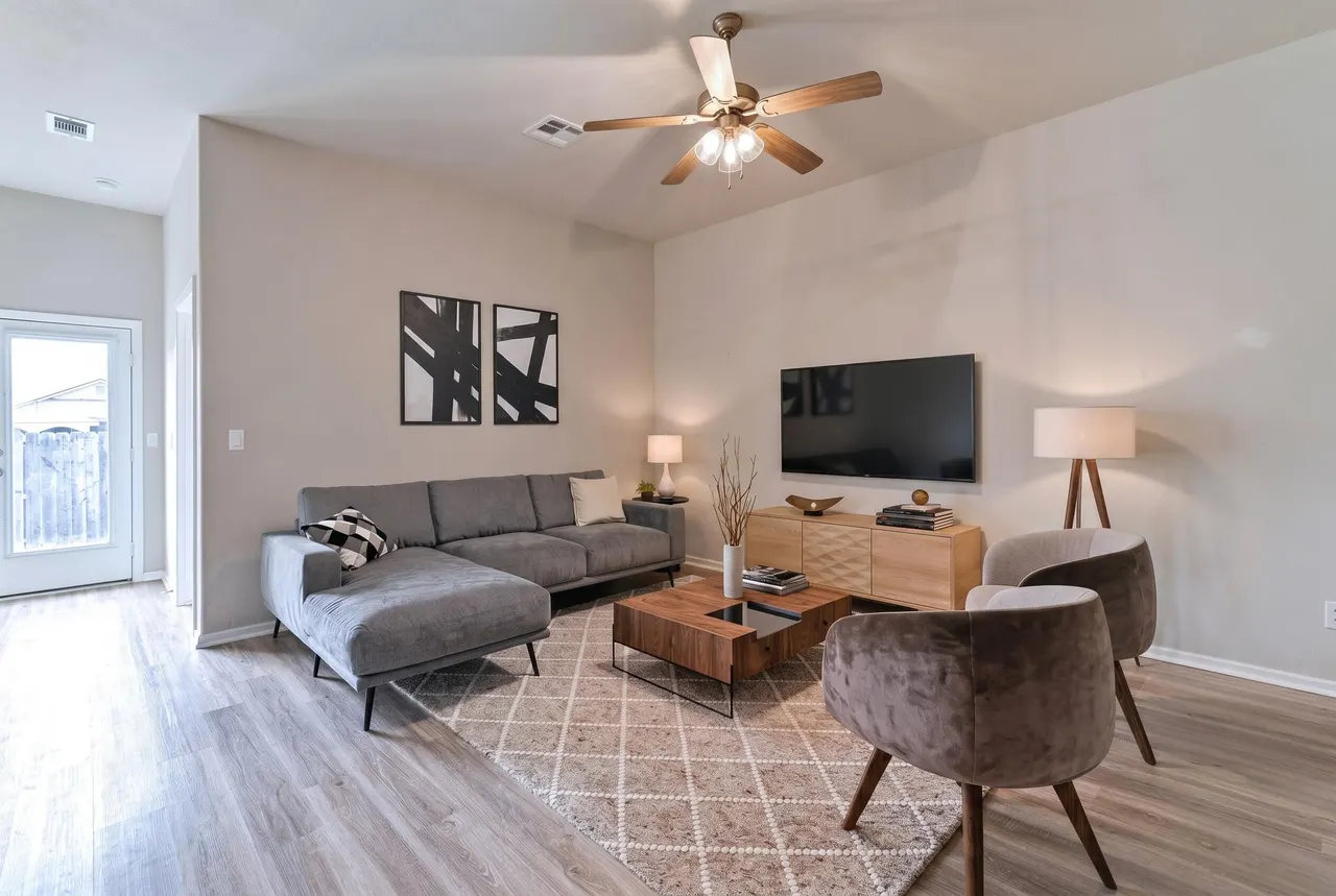 Photo 2 — 10421 Waverly Avenue, Lubbock, TX 79424