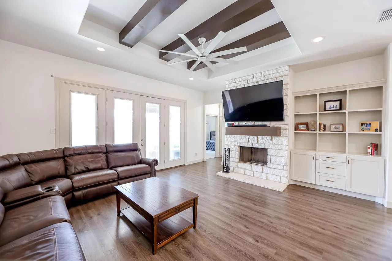 Photo 13 — 7041 99th Street, Lubbock, TX 79424
