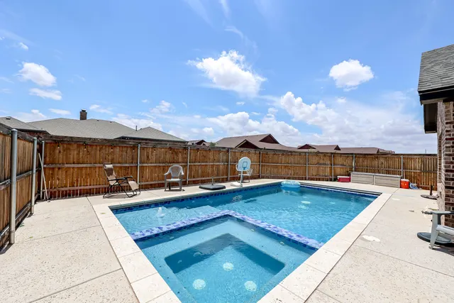 Photo 2 — 7041 99th Street, Lubbock, TX 79424