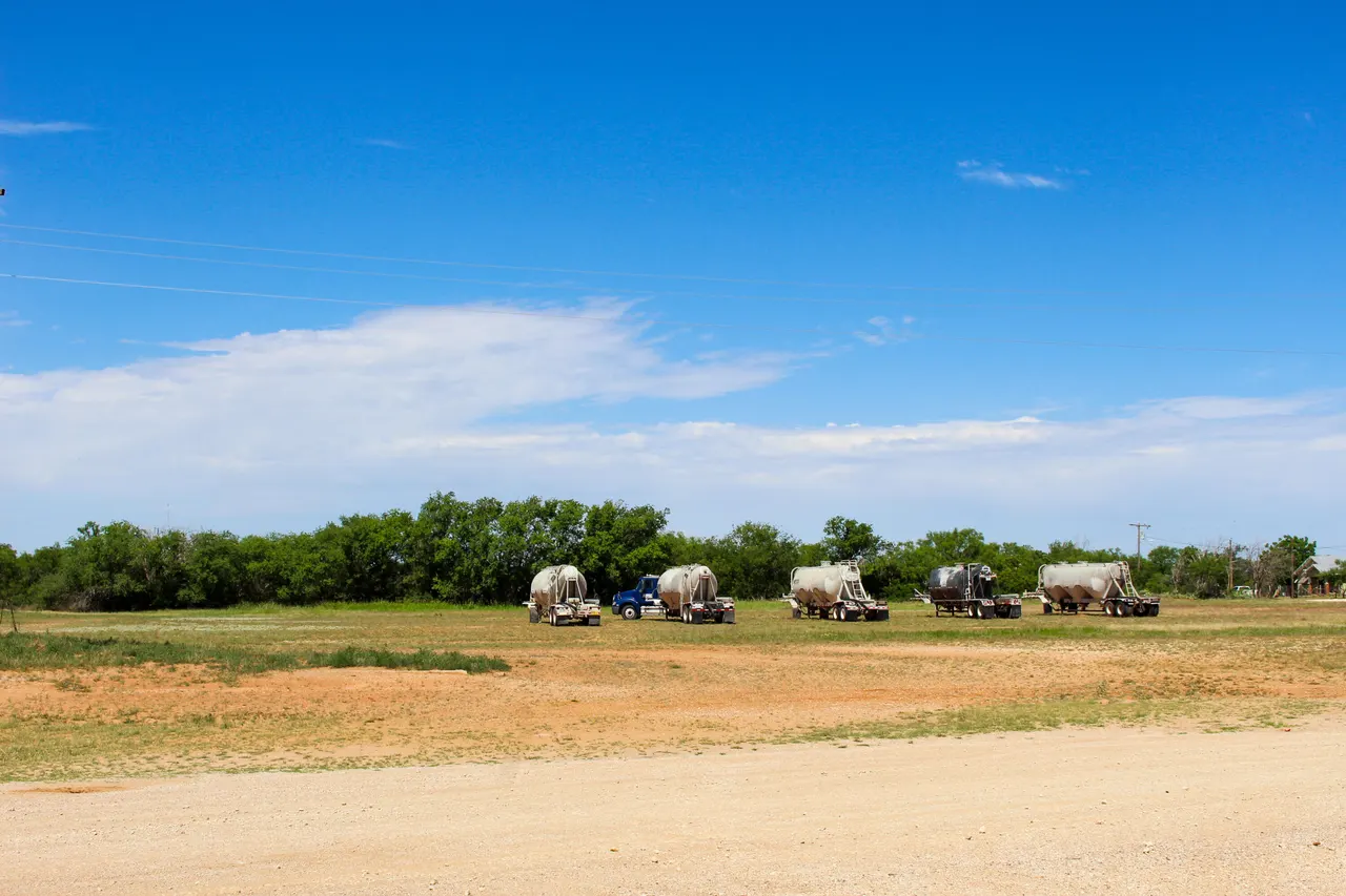 Photo 67 — 214 W Bryan Avenue, Loraine, TX 79532