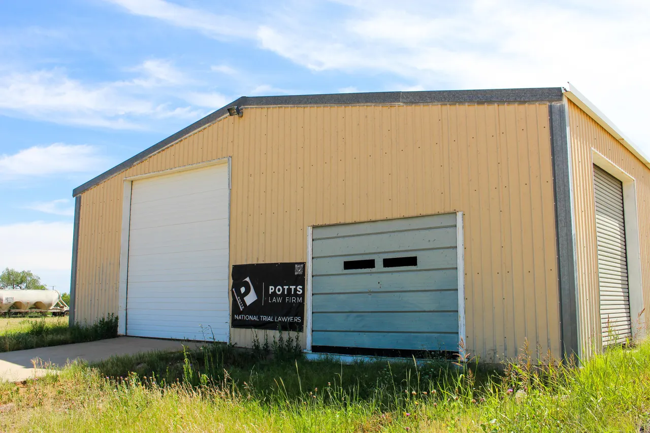 Photo 53 — 214 W Bryan Avenue, Loraine, TX 79532