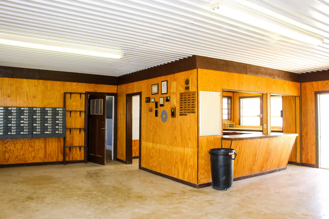 Photo 35 — 214 W Bryan Avenue, Loraine, TX 79532