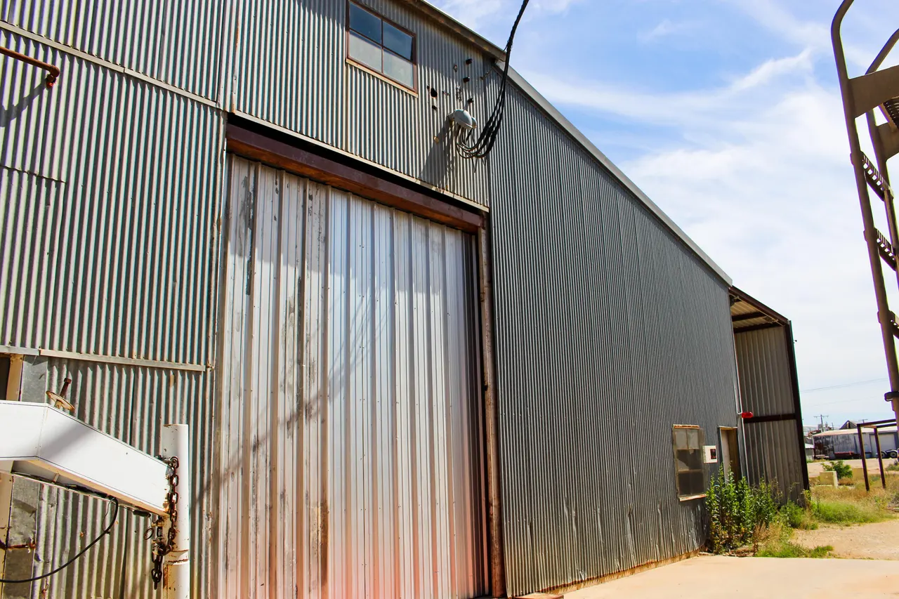 Photo 19 — 214 W Bryan Avenue, Loraine, TX 79532