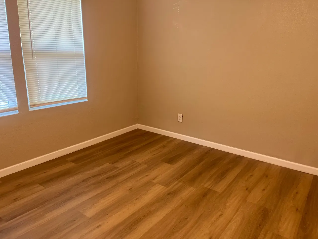Photo 10 — 2419 39th Street, Lubbock, TX 79412