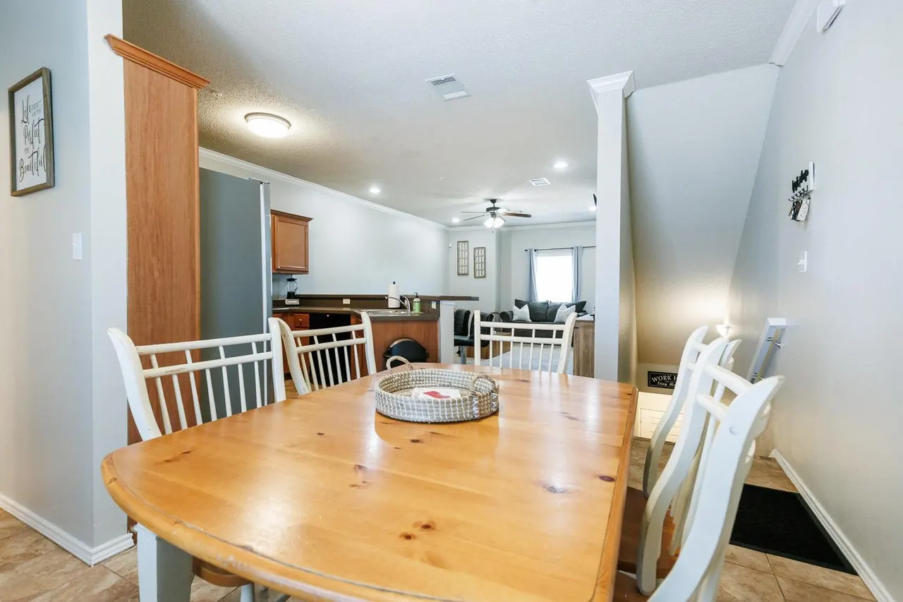 Photo 18 — 2106 Main Street 9, Lubbock, TX 79401