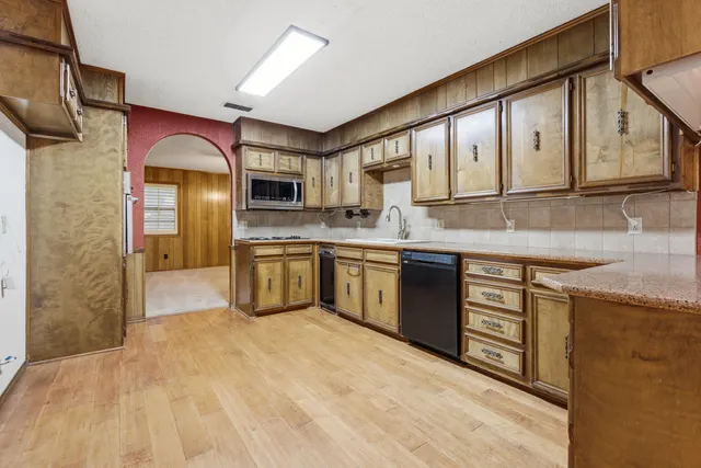 Photo 7 — 3516 92nd Street, Lubbock, TX 79423