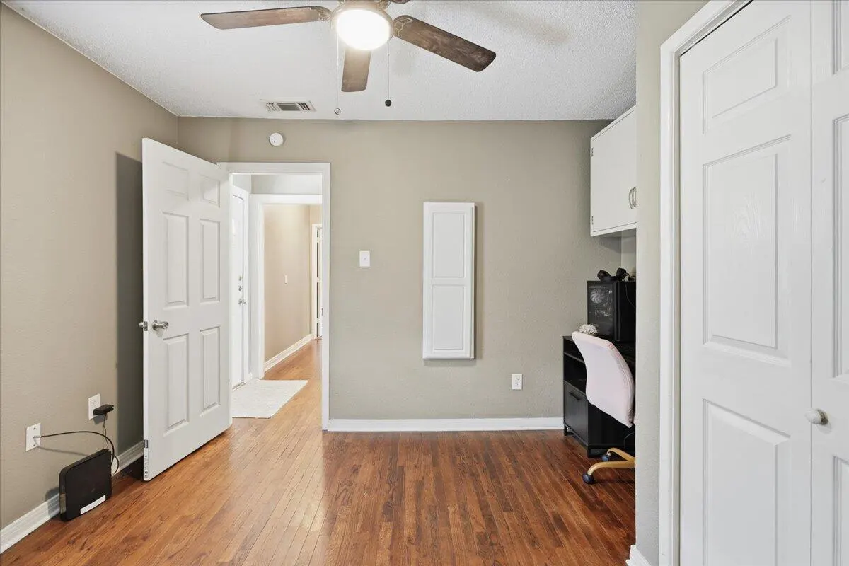Photo 14 — 2211 23rd Street, Lubbock, TX 79411