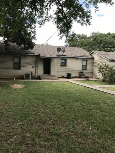 Photo 10 — 3012 23rd Street, Lubbock, TX 79410