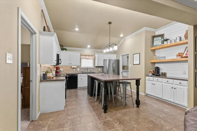 Photo 7 — 3618 106th Street, Lubbock, TX 79423