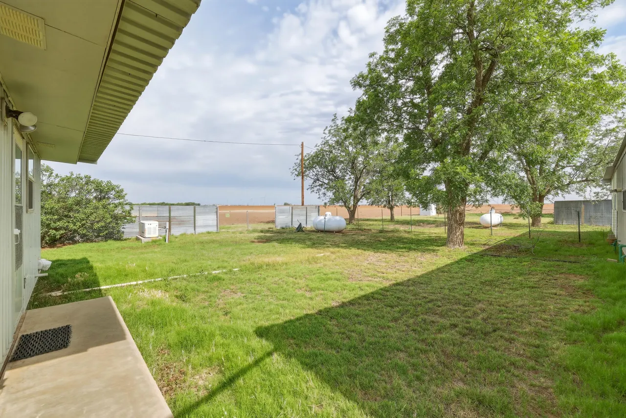 Photo 4 — 14108 County Road 2214, Fluvanna, TX 79517