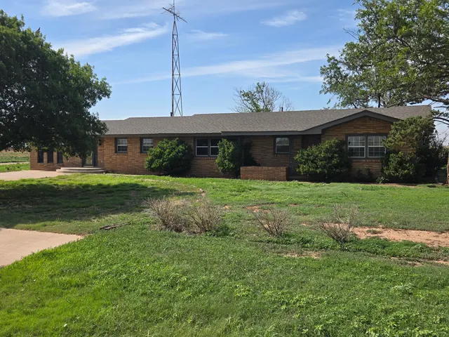 Front exterior — 6440 Farm To Market Road 145, Kress, TX 79052