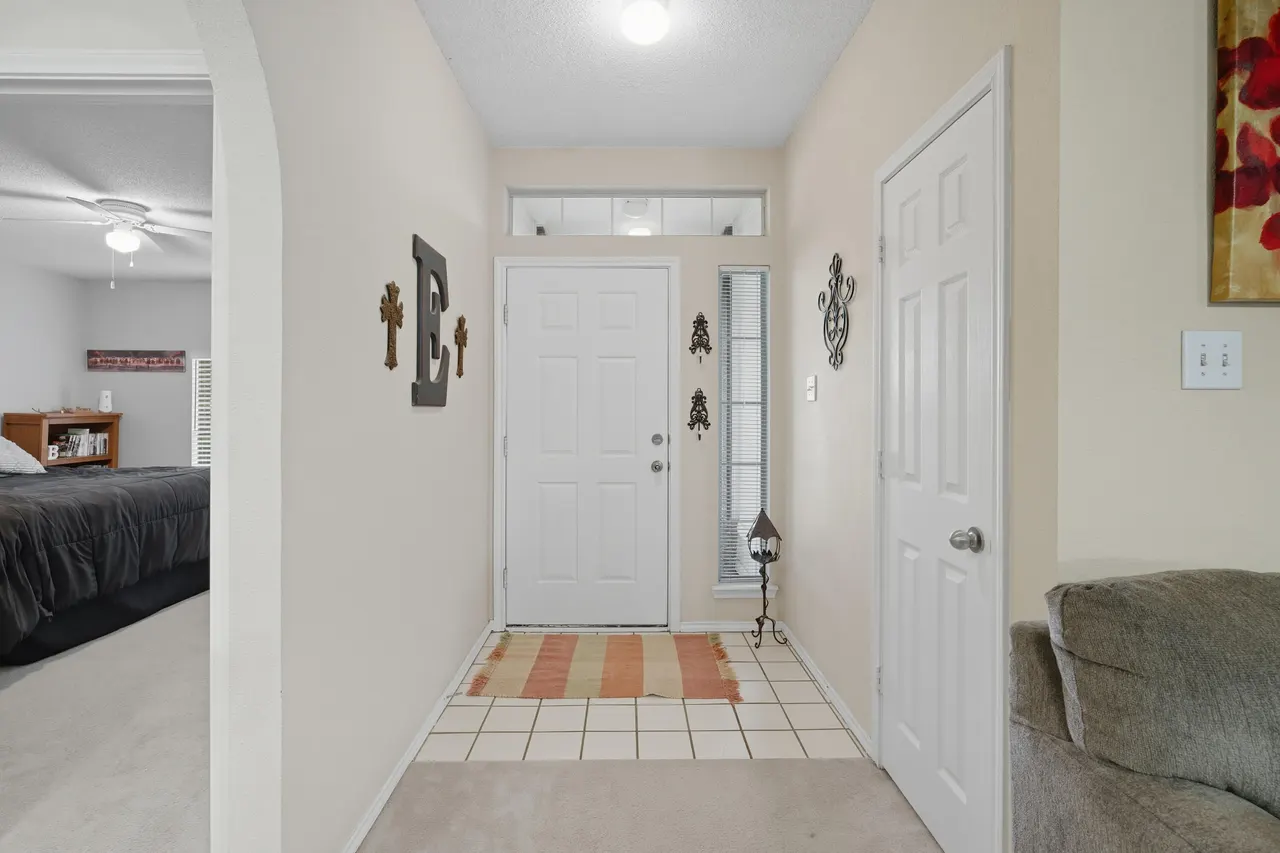 Photo 3 — 6119 16th Street, Lubbock, TX 79416