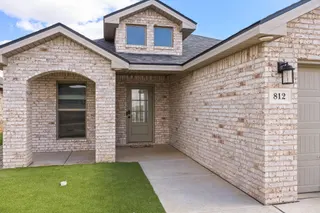 Sold home at 812 E 32nd Street