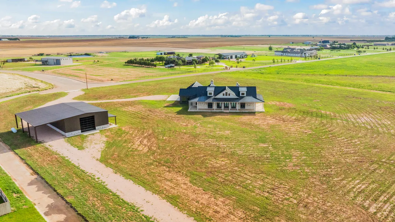 Photo 2 — 21101 County Road 1920, Lubbock, TX 79424