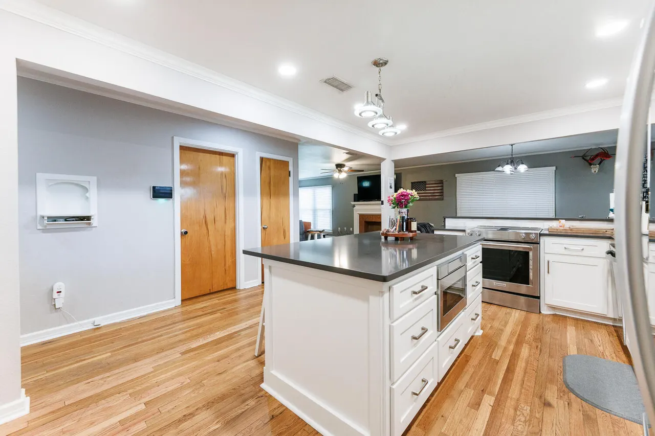 Photo 20 — 2602 31st Street, Lubbock, TX 79410