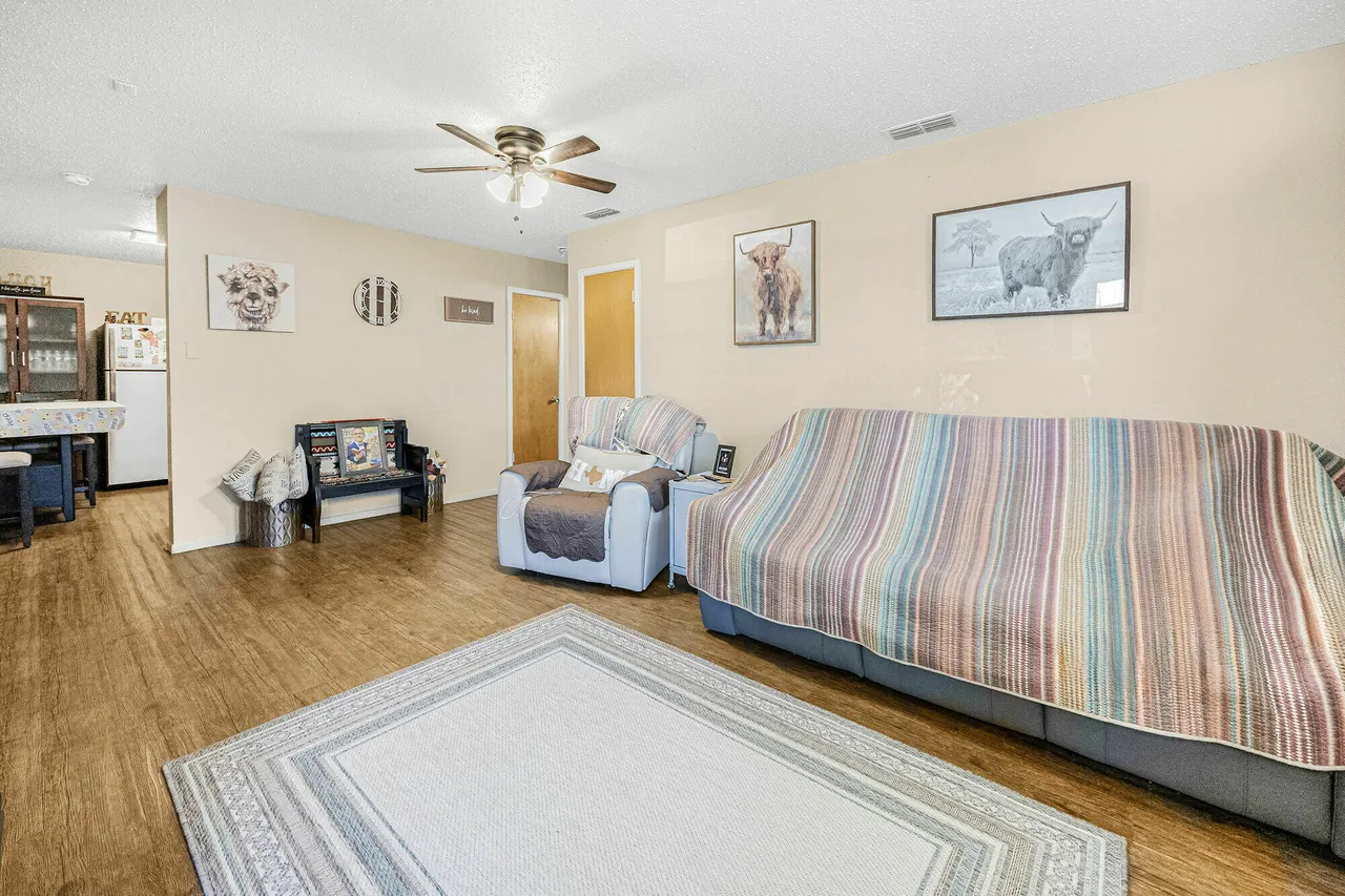 Photo 4 — 501 Plaza Drive, Slaton, TX 79364