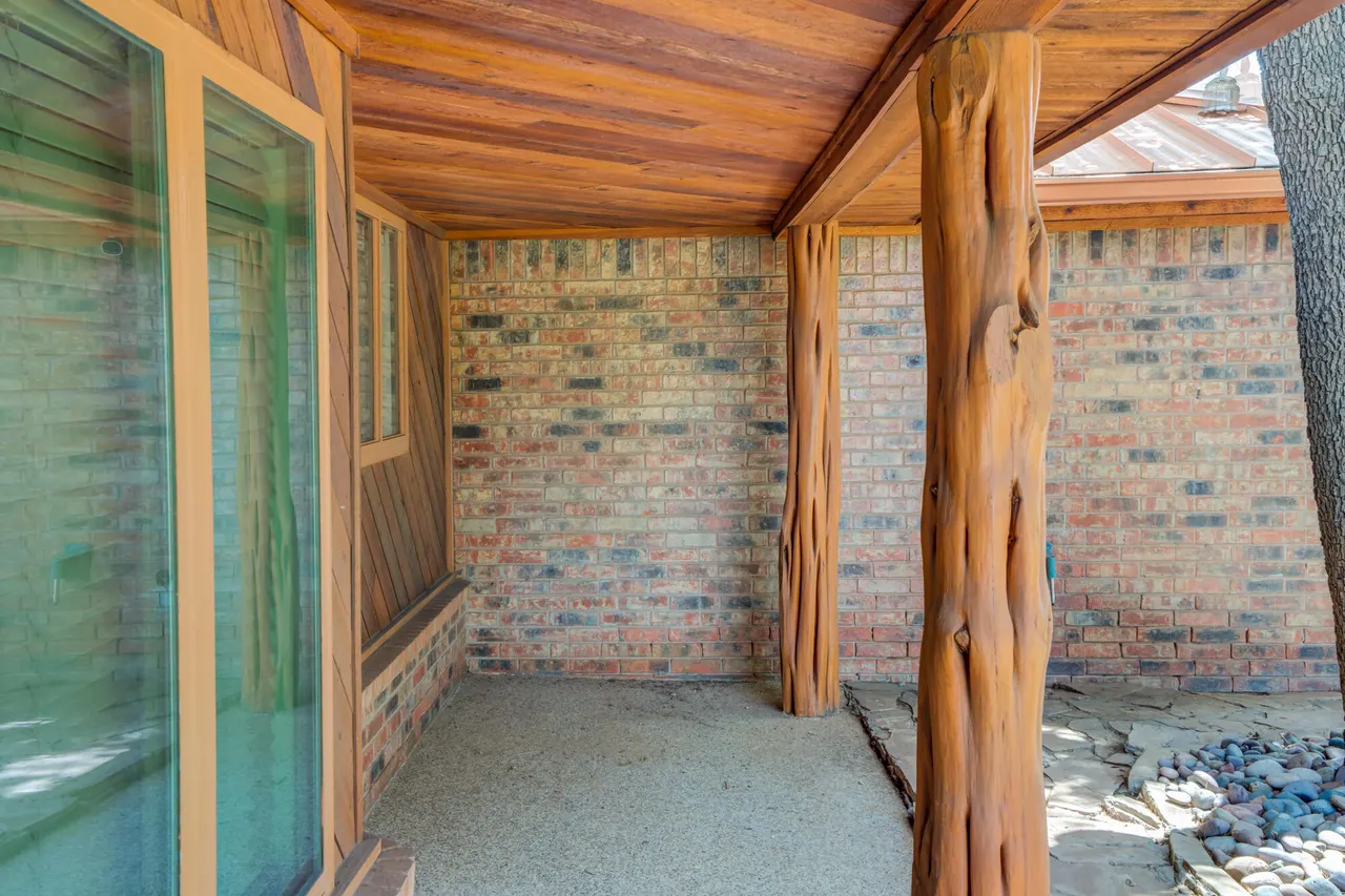 Photo 5 — 4708 80th Street, Lubbock, TX 79424