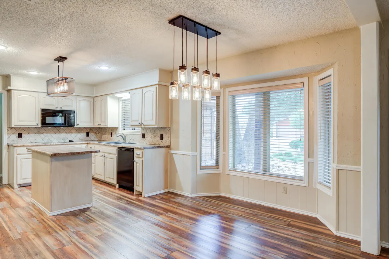 Photo 14 — 4708 80th Street, Lubbock, TX 79424