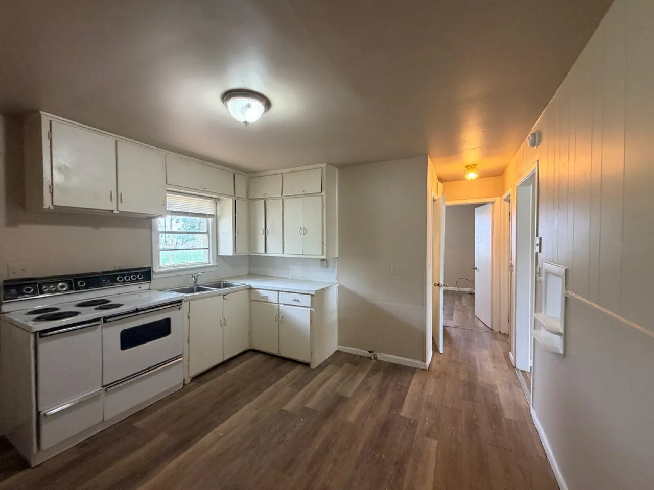 Photo 5 — 6214 24th Street B, Lubbock, TX 79407