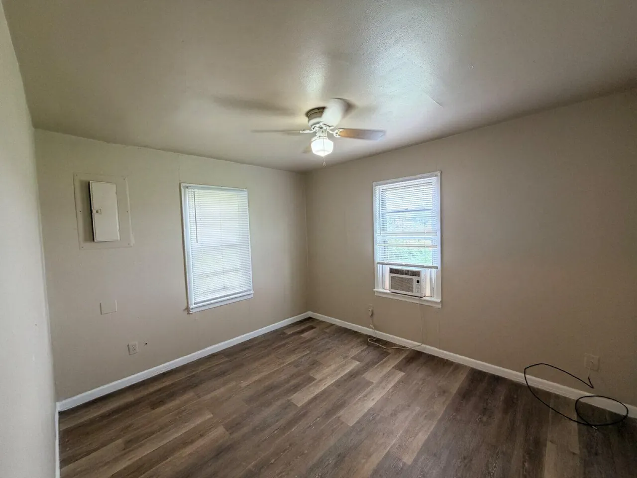 Photo 9 — 6214 24th Street B, Lubbock, TX 79407