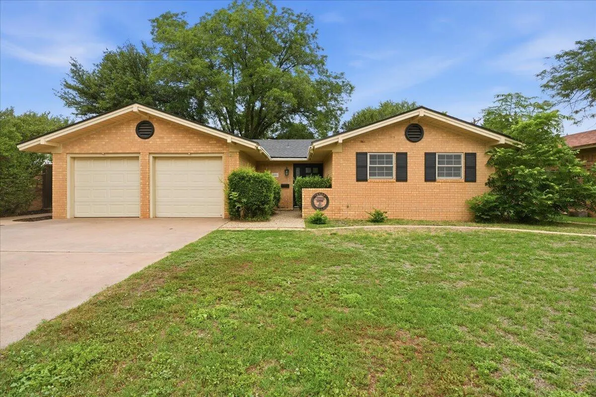Photo 2 — 4322 55th Street, Lubbock, TX 79413