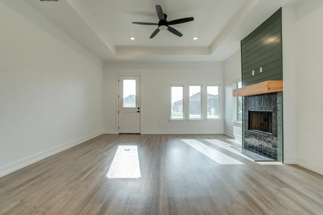 Photo 9 — 1011 N Grover Avenue, Lubbock, TX 79416