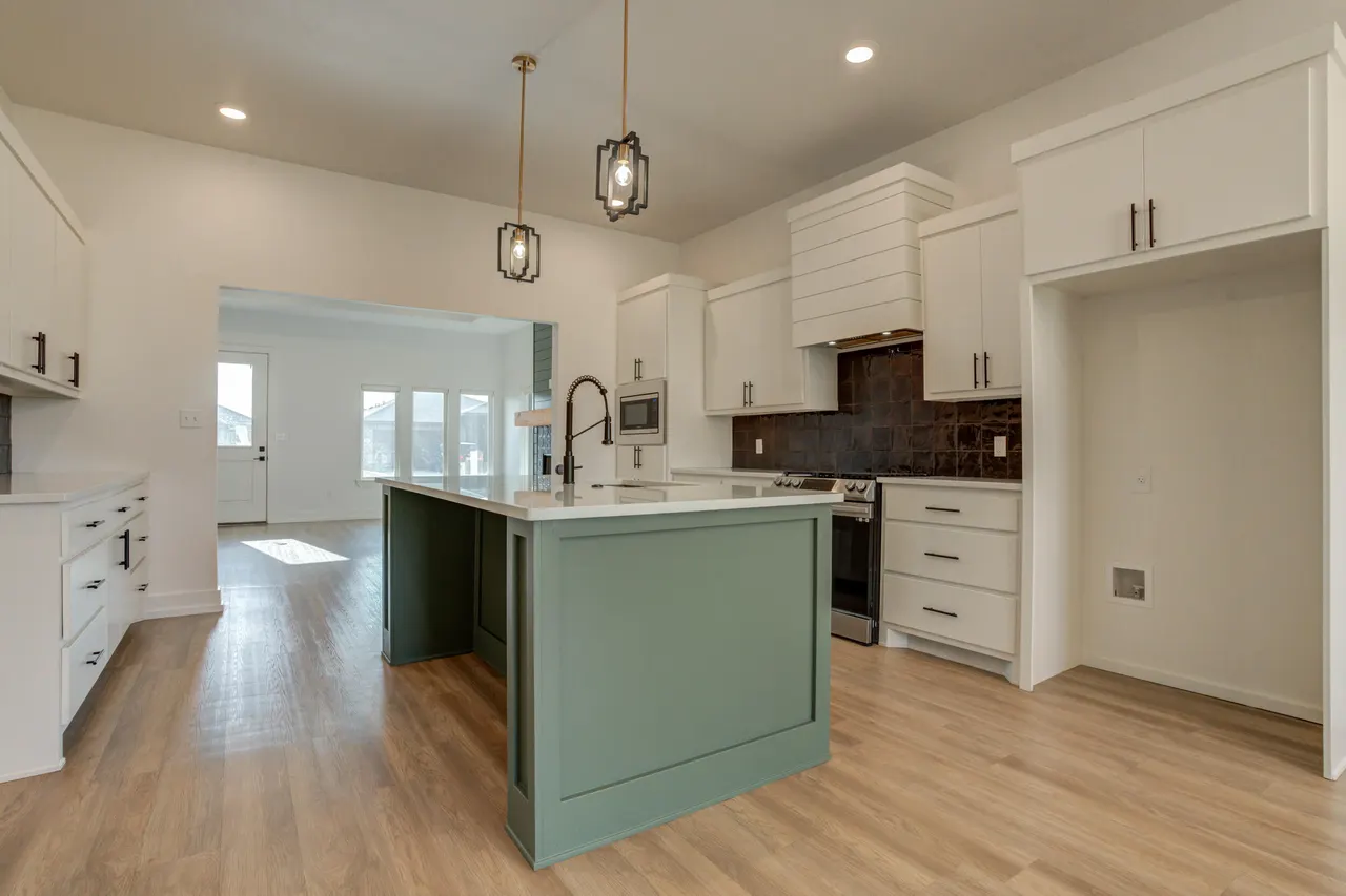 Photo 16 — 1011 N Grover Avenue, Lubbock, TX 79416