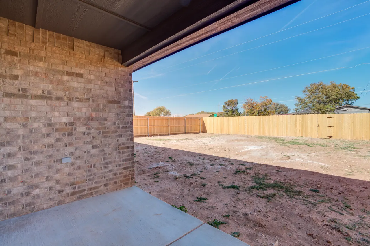 Photo 40 — 901 E Fordham Street, Lubbock, TX 79403