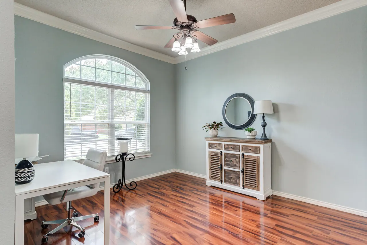 Photo 8 — 5916 87th Street, Lubbock, TX 79424