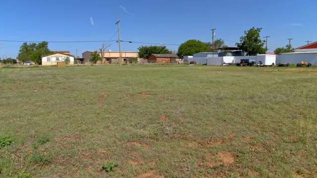 Front exterior — 0 10Th Street, Ralls, TX 79357