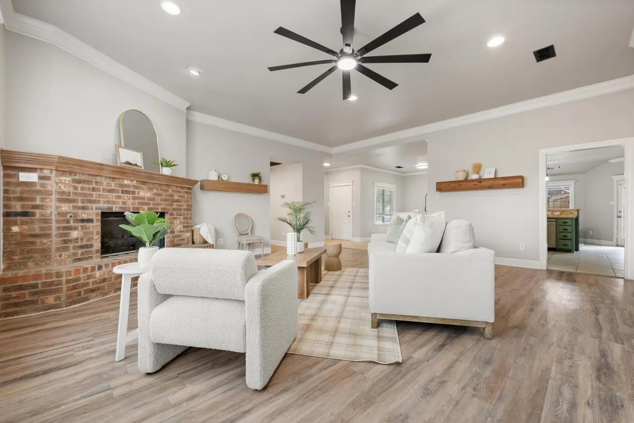 Photo 7 — 8202 Clinton Avenue, Lubbock, TX 79424