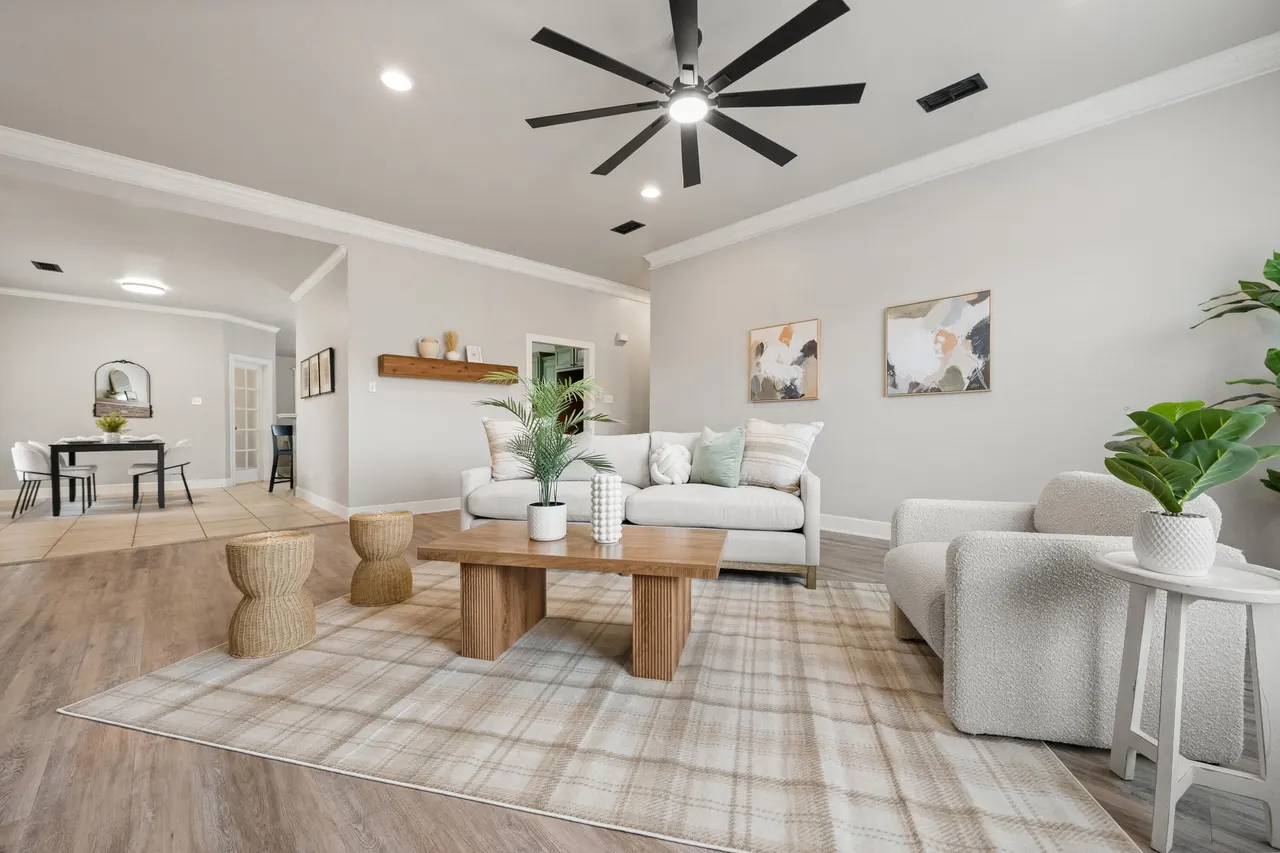 Photo 8 — 8202 Clinton Avenue, Lubbock, TX 79424