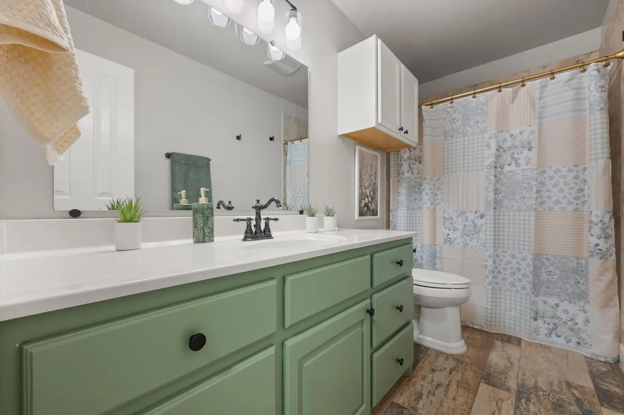 Photo 27 — 8202 Clinton Avenue, Lubbock, TX 79424