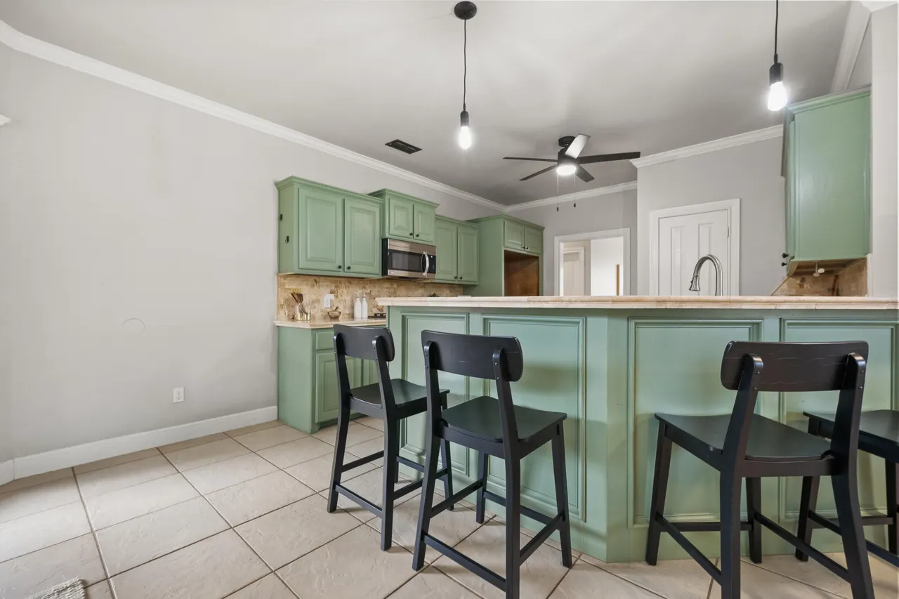 Photo 12 — 8202 Clinton Avenue, Lubbock, TX 79424