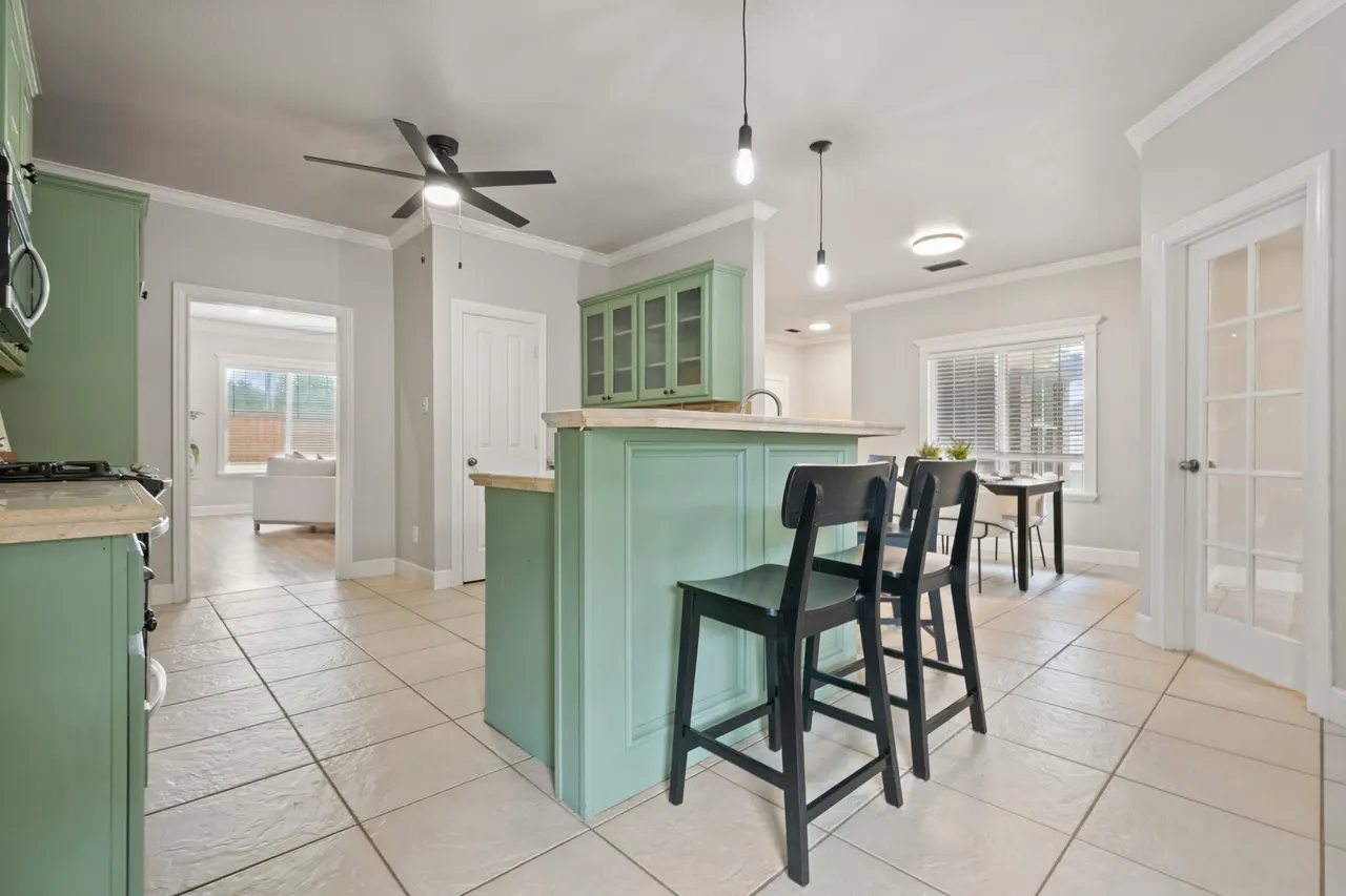 Photo 14 — 8202 Clinton Avenue, Lubbock, TX 79424