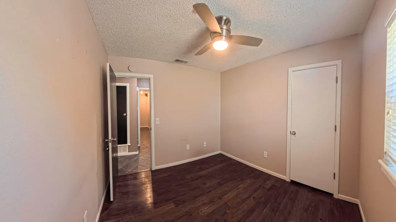 Photo 13 — 5733 37th Street, Lubbock, TX 79407