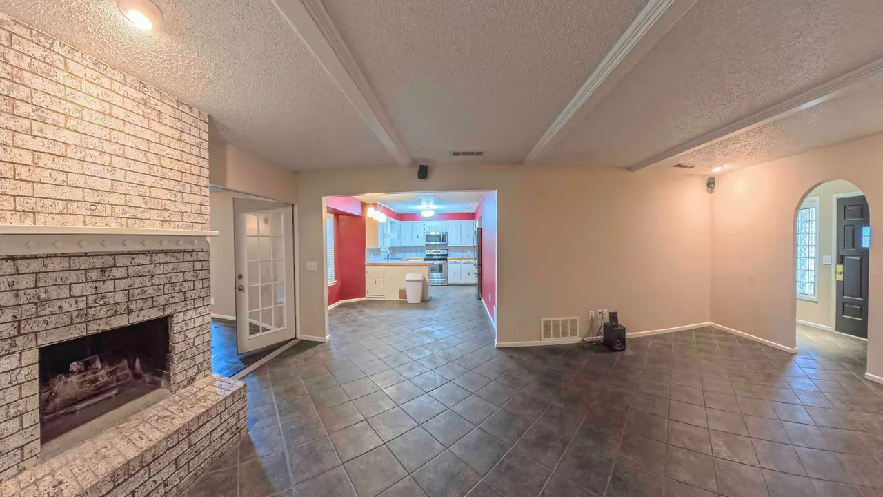 Photo 20 — 5733 37th Street, Lubbock, TX 79407
