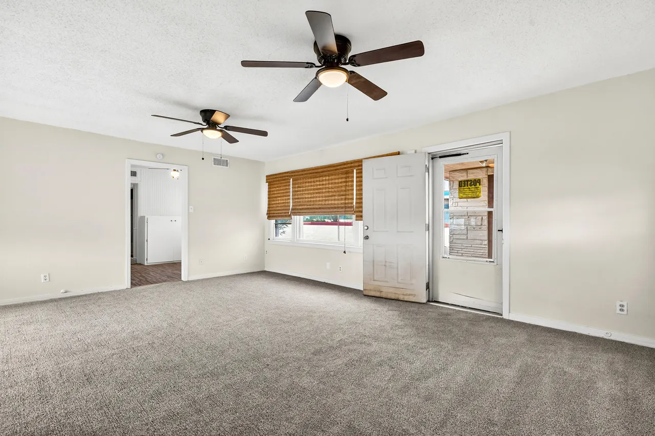 Photo 4 — 202 11th Street, Levelland, TX 79336