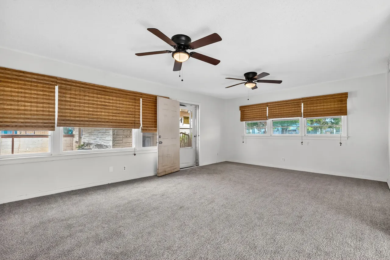 Photo 9 — 202 11th Street, Levelland, TX 79336