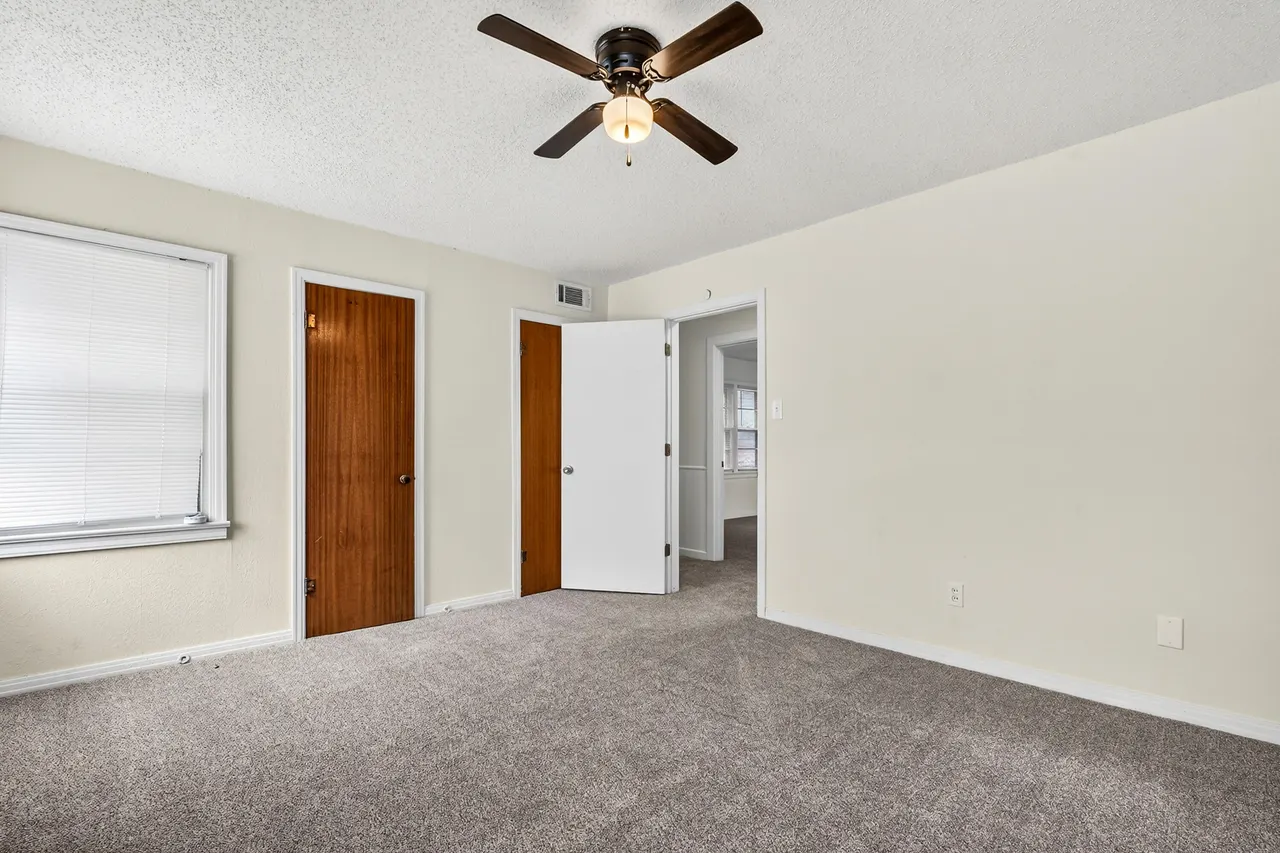 Photo 16 — 202 11th Street, Levelland, TX 79336
