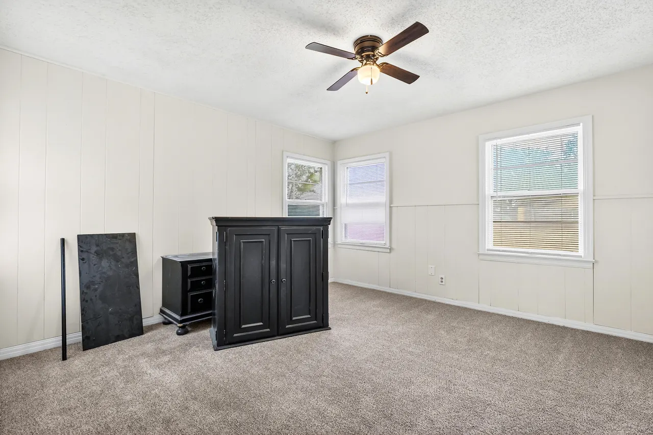 Photo 21 — 202 11th Street, Levelland, TX 79336