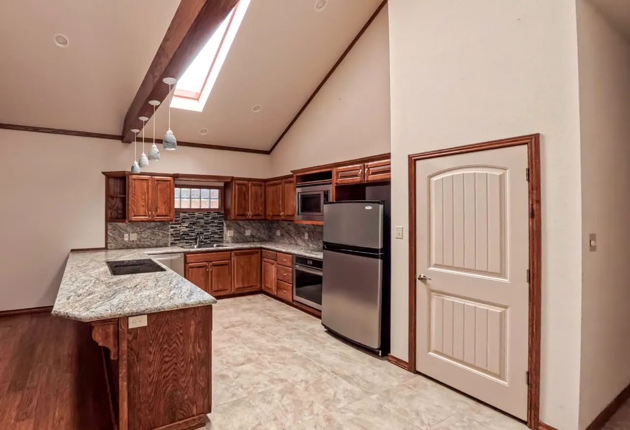 Photo 18 — 33 W Lakeshore Drive, Ransom Canyon, TX 79366