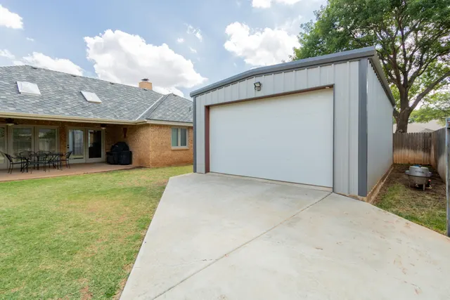 Photo 2 — 5812 79th Street, Lubbock, TX 79424