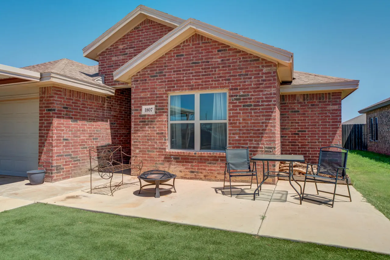 Photo 3 — 1807 E Grinnell Street, Lubbock, TX 79403